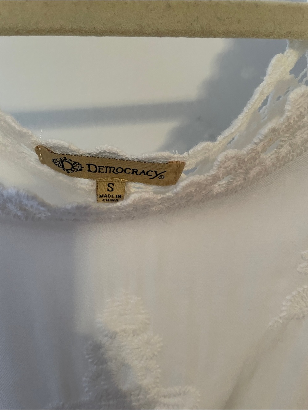 White Lace Boho Women's Top - Picture 2 of 5